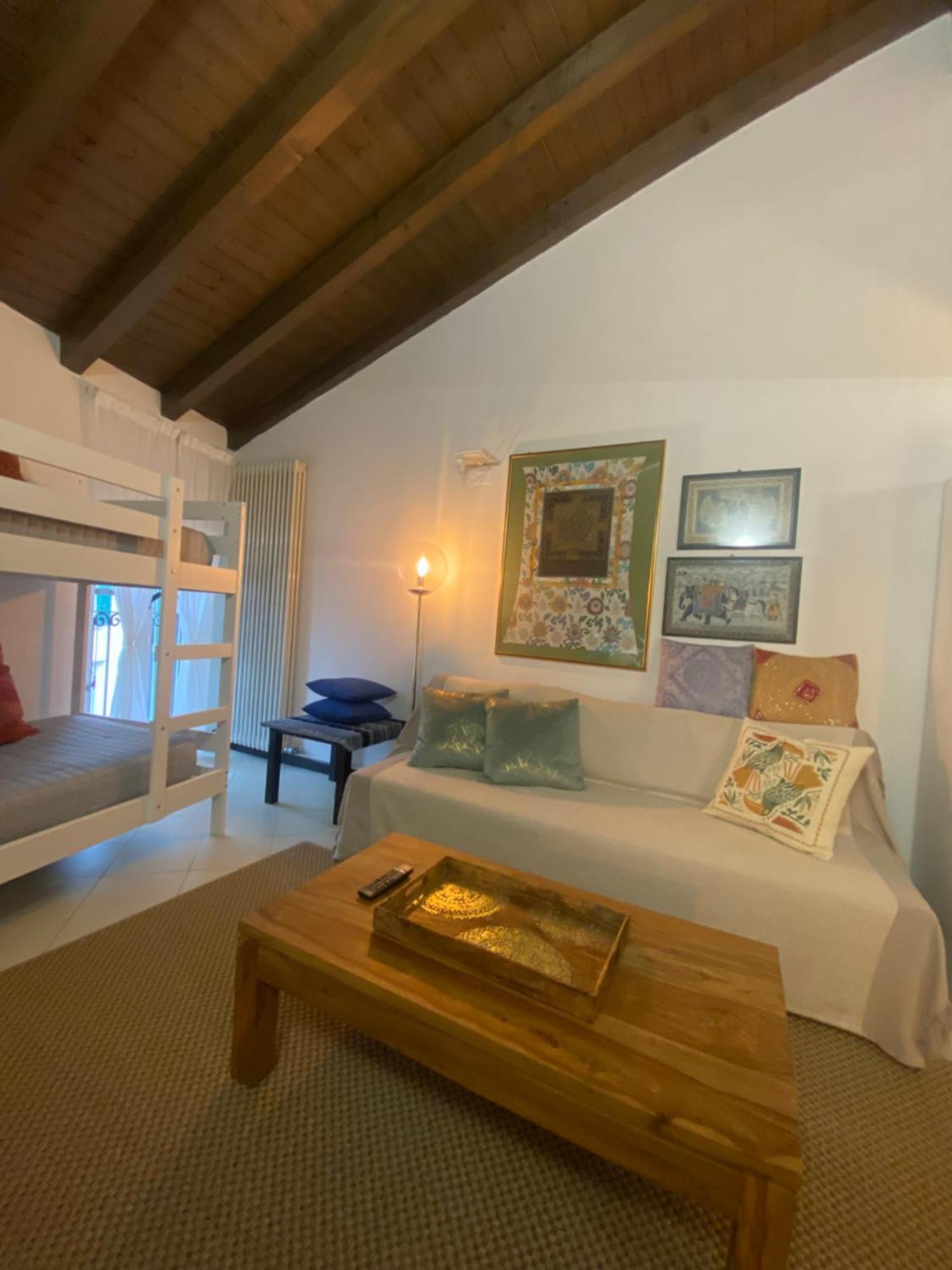 La Mansardina Di San Leonardo Apartment แบร์กาโม ภายนอก รูปภาพ