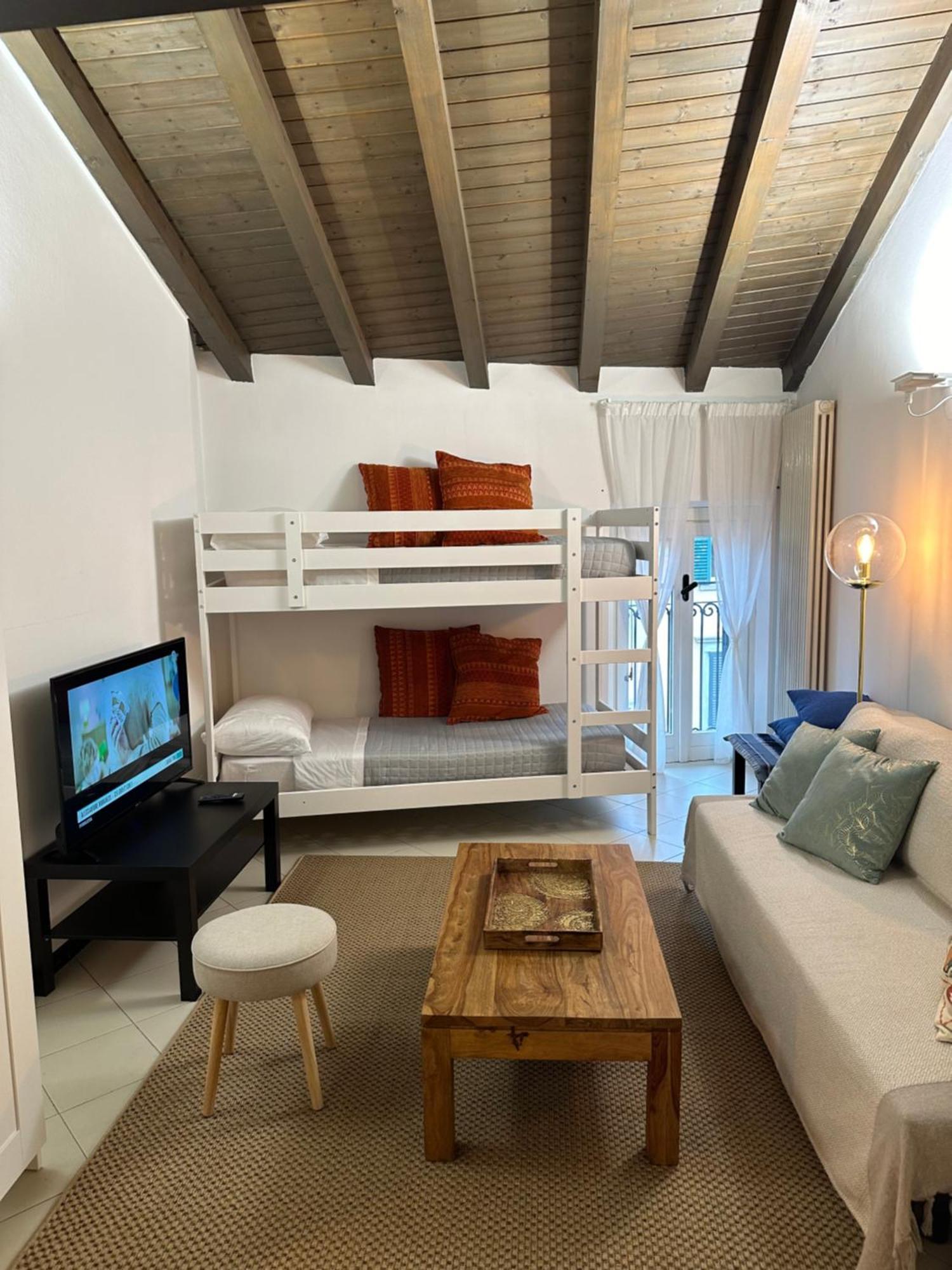 La Mansardina Di San Leonardo Apartment แบร์กาโม ภายนอก รูปภาพ