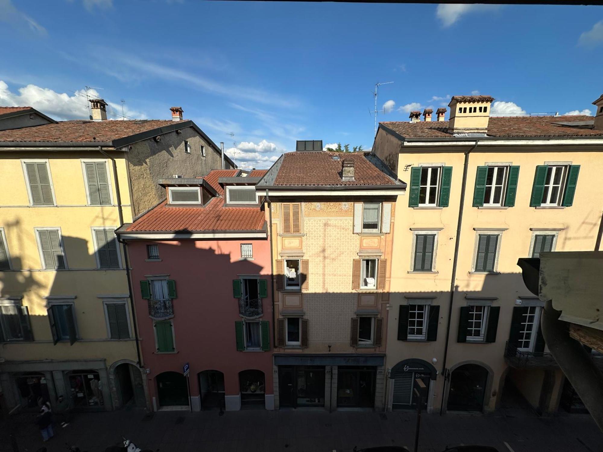 La Mansardina Di San Leonardo Apartment แบร์กาโม ภายนอก รูปภาพ