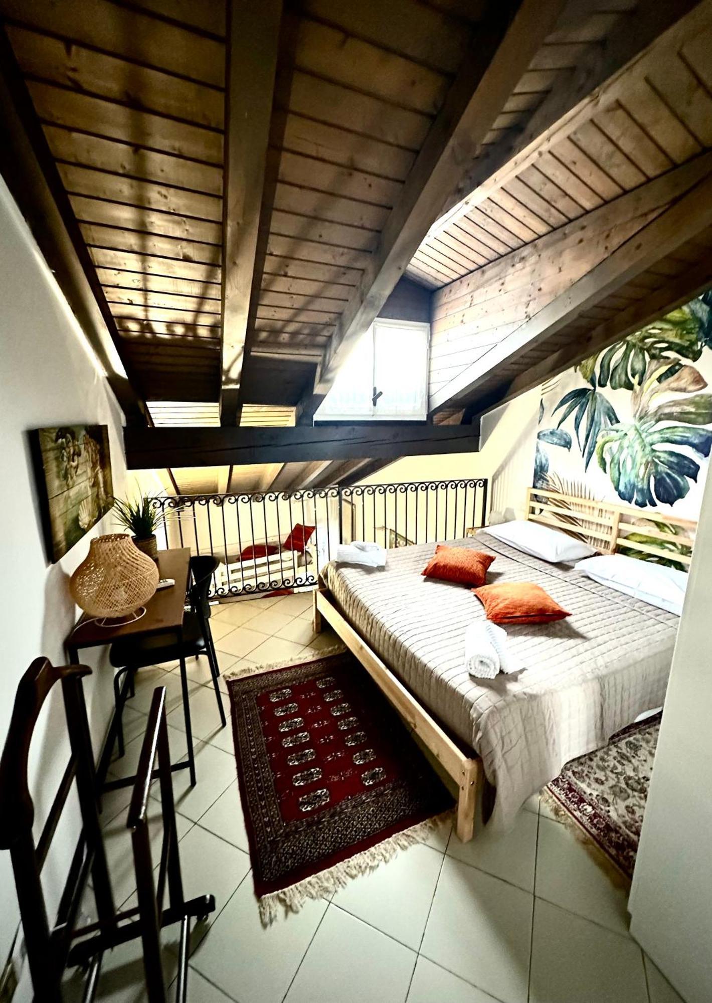 La Mansardina Di San Leonardo Apartment แบร์กาโม ภายนอก รูปภาพ